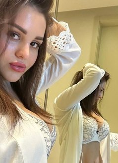 Mina Outcall and Incall - puta in Riyadh Photo 4 of 6