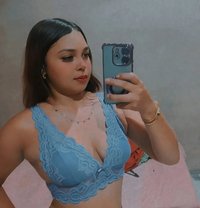 Mina Sexy - companion in Madinah