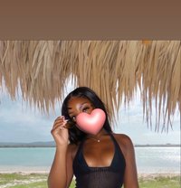 Mina - escort agency in Singapore Photo 2 of 4