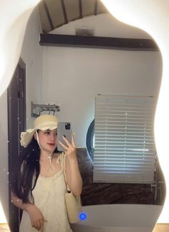 Mina - escort in Mumbai Photo 4 of 7