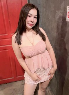 Mina - escort in Bangkok Photo 14 of 17