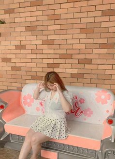 Mina - puta in Muscat Photo 4 of 13