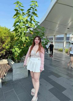 Mina - puta in Muscat Photo 6 of 13