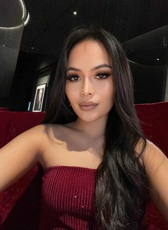 Mina - escort in Okinawa Island Photo 2 of 9