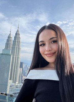 Mina - escort in Okinawa Island Photo 5 of 9