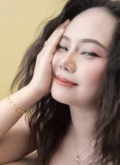 Mina - Transsexual escort in Muscat Photo 3 of 3
