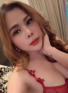 Mina - escort in Dubai Photo 1 of 3