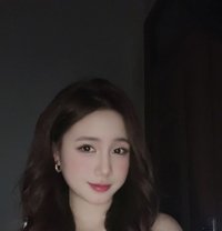 Mina - puta in Dubai