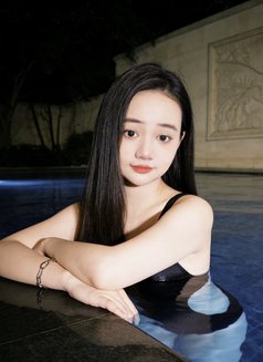 Mina - escort in Dubai Photo 8 of 9