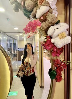 Mina - escort in Hanoi Photo 1 of 7