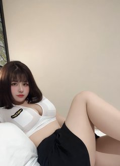 Mina - escort in Singapore Photo 10 of 10