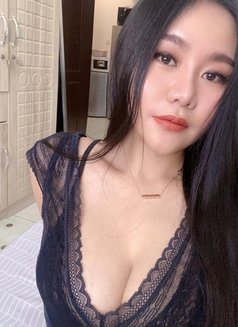 Minaa in Bahrain - escort in Al Manama Photo 1 of 3