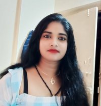 Minakshi Cam and Real Meet Available - puta in Bangalore Photo 5 of 5