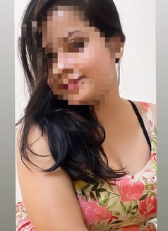 Minakshi - puta in Rajkot Photo 1 of 3