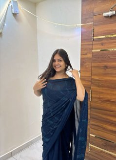 Minakshi - escort in Vadodara Photo 2 of 2