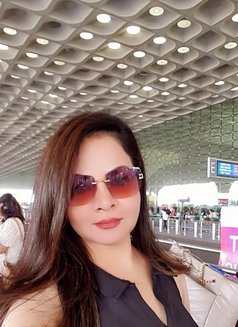 Minakshi Safe and Secure Call Girl - escort in Indore Photo 3 of 3