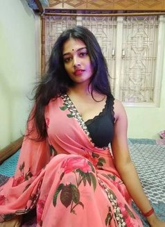 Minakshi Sharma - escort in Pune Photo 1 of 2