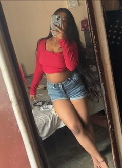 Minal - escort in Mumbai Photo 2 of 4