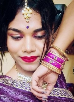Minalgoddess - Transsexual escort in New Delhi Photo 2 of 16