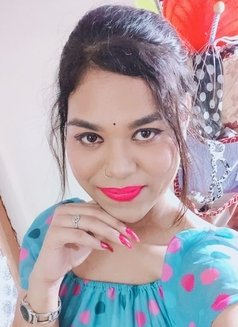 Minalgoddess - Transsexual escort in New Delhi Photo 3 of 16