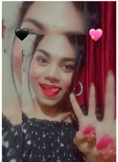 Minalgoddess - Transsexual escort in New Delhi Photo 10 of 16
