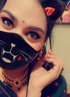 Minalgoddess - Transsexual escort in New Delhi Photo 13 of 16