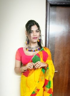 Minalgoddess - Transsexual escort in New Delhi Photo 16 of 16