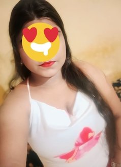 Neha - escort in Mumbai Photo 1 of 4