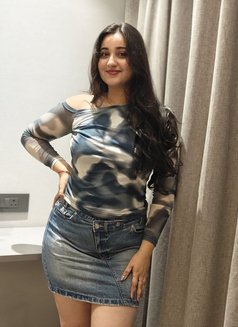 Minaxi Reddy - escort in Hyderabad Photo 2 of 3