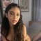 Eloise from Brazil - puta in Singapore Photo 3 of 4