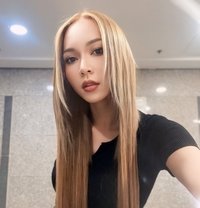 Nicky - Transsexual escort in Seoul