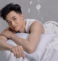 Minfon - Male escort in Ho Chi Minh City