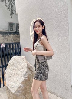 Mingming - escort in Singapore Photo 8 of 21