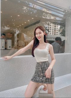 Mingming - escort in Singapore Photo 10 of 21