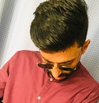 Mini Einstien - Intérprete masculino de adultos in Islamabad