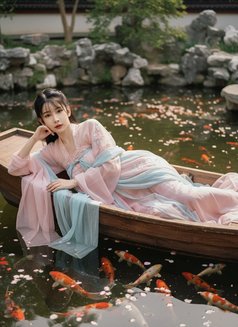 Mini Hot Girl - puta in Phuket Photo 4 of 8