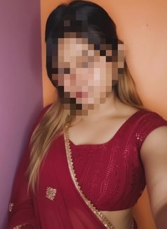 Mini - escort in Guwahati Photo 1 of 4