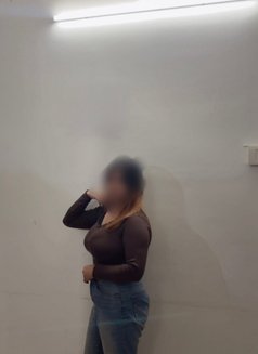 Mini Real Meet | Private Vibes - puta in Guwahati Photo 3 of 7