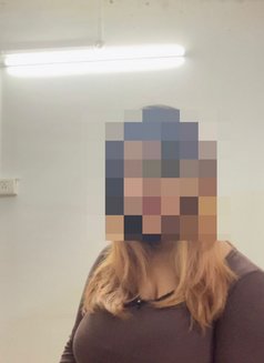 Mini Real Meet | Private Vibes - puta in Guwahati Photo 6 of 7