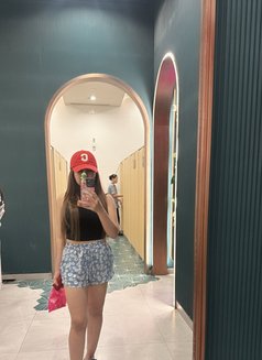 Minie - masseuse in Taipei Photo 6 of 8