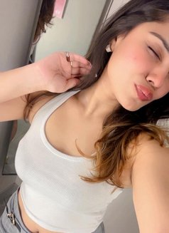 Minisa - puta in Muscat Photo 4 of 4