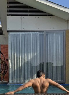Minit Thakkar - Male escort in Ahmedabad Photo 1 of 3