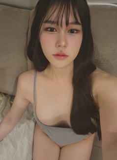 Minna - Transsexual escort in Taipei Photo 9 of 16