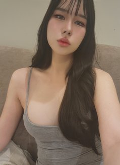 Minna - Transsexual escort in Taipei Photo 10 of 16