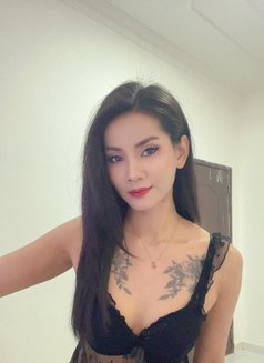 Minnie New in Mucsat - puta in Muscat Photo 13 of 15