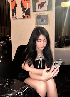 Minnie - escort in Bangkok Photo 2 of 12