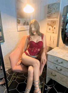Minnie - escort in Chongqing Photo 1 of 4