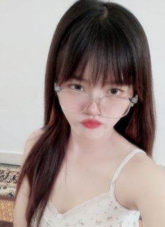 Minnie - escort in Muscat Photo 1 of 5
