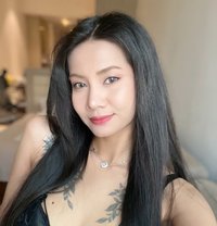 Minnie - escort in Muscat