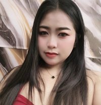 Minny - escort in Al Sohar Photo 8 of 9